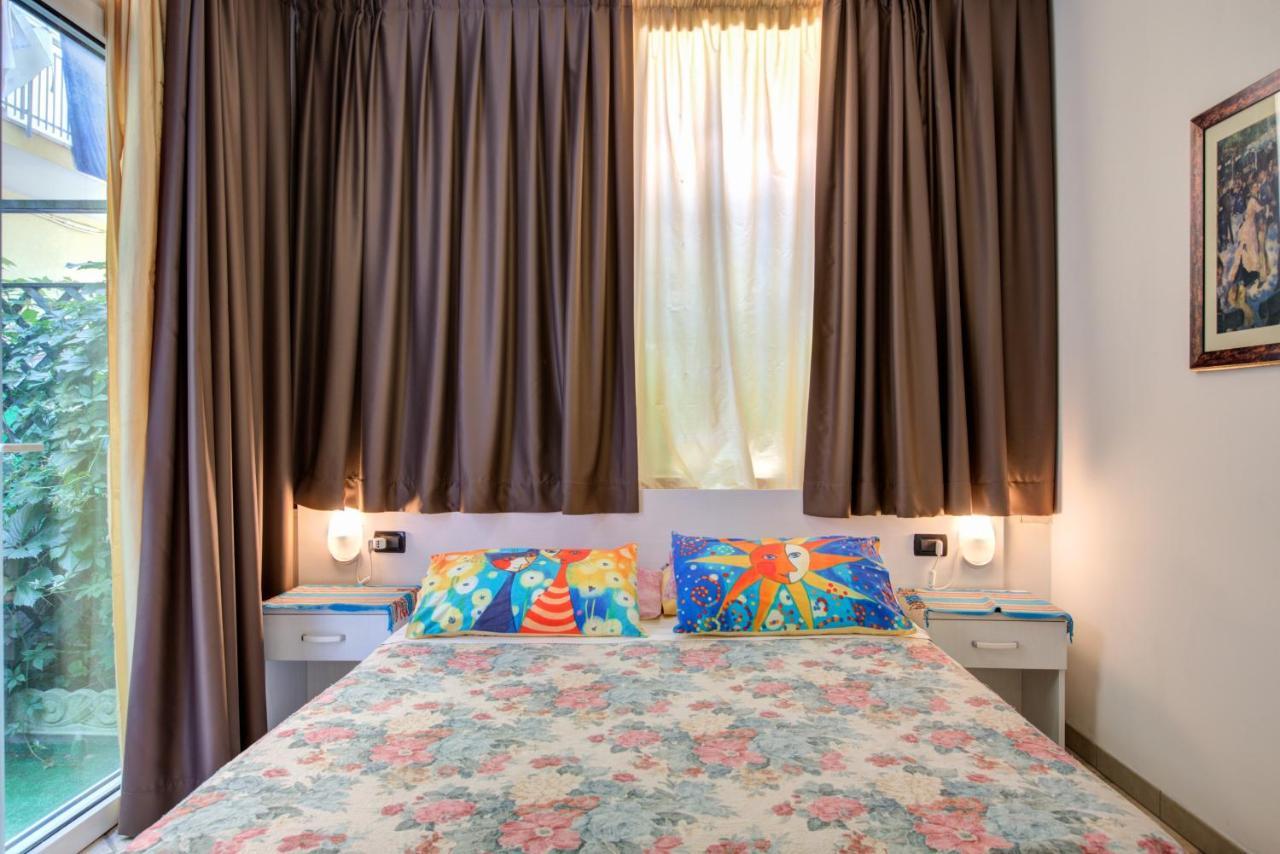 Hotel Residence Charles Римини Экстерьер фото